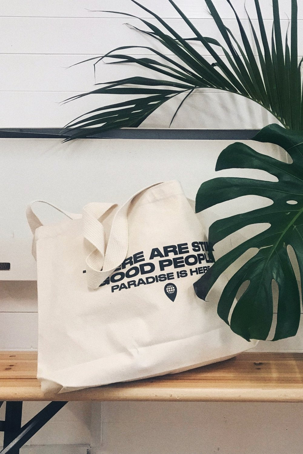 LOCATION TOTE BAG